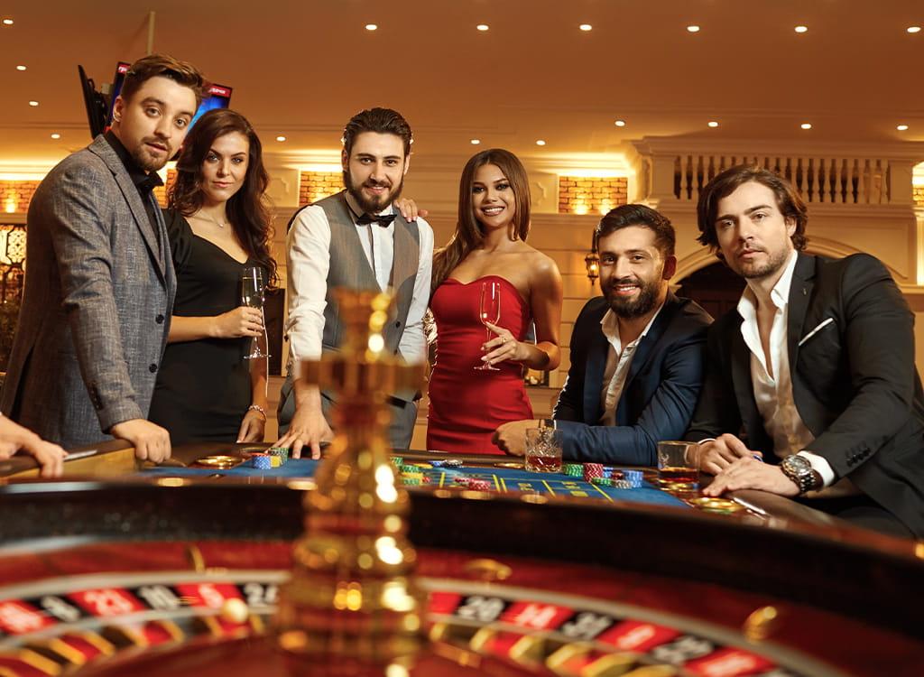 Khám phá top game bài hot nhất hiện nay cùng top game bài uy tín